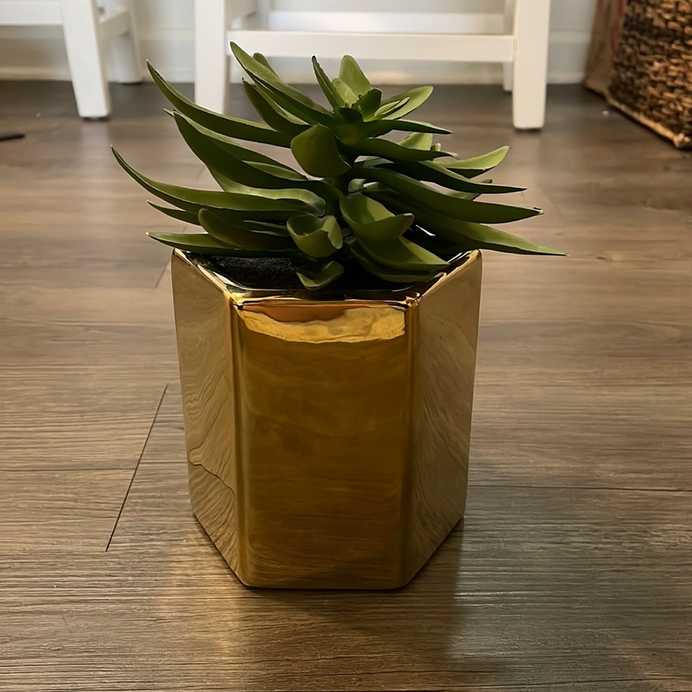 Faux potted plant